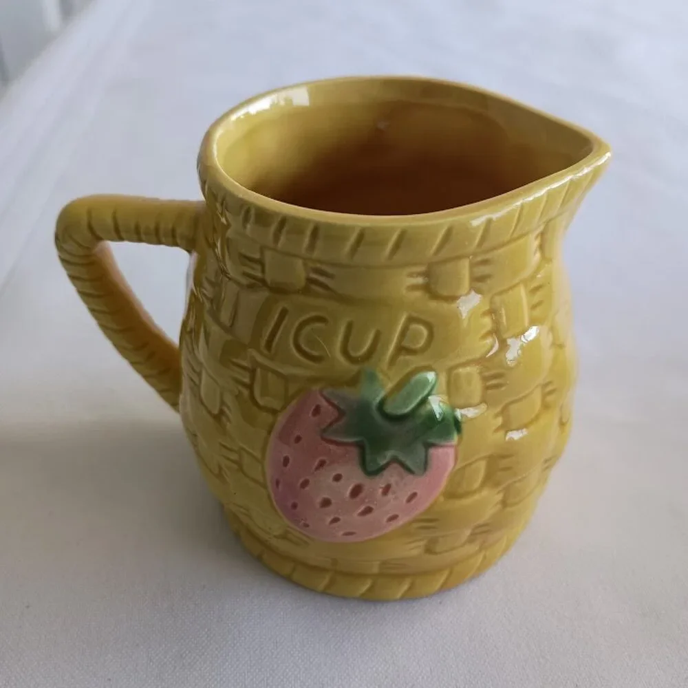 Vintage Ceramic Strawberry Basket Weave Pitcher Measuring Cup Set